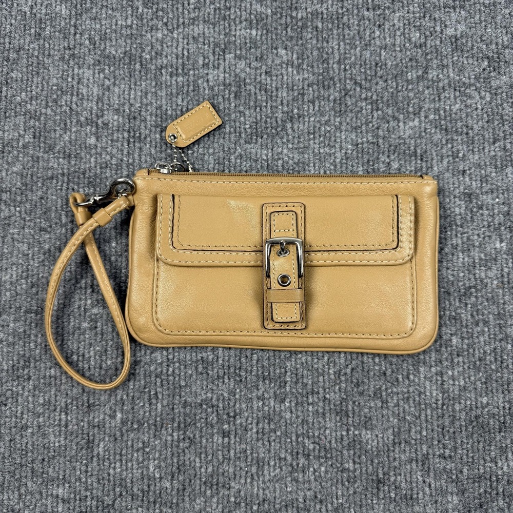 Coach Wristlet Clutch Bag Womens Small Tan Leather Buckle Front Zip Pocket